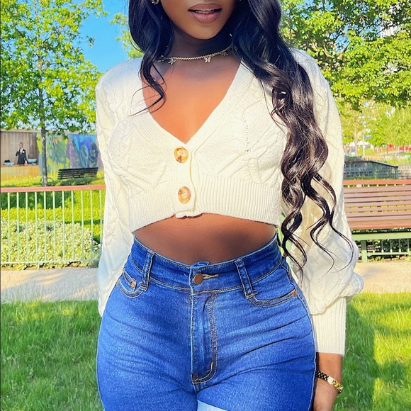 Fashion Nova Sweaters - Like New Fashion Nova crop sweater